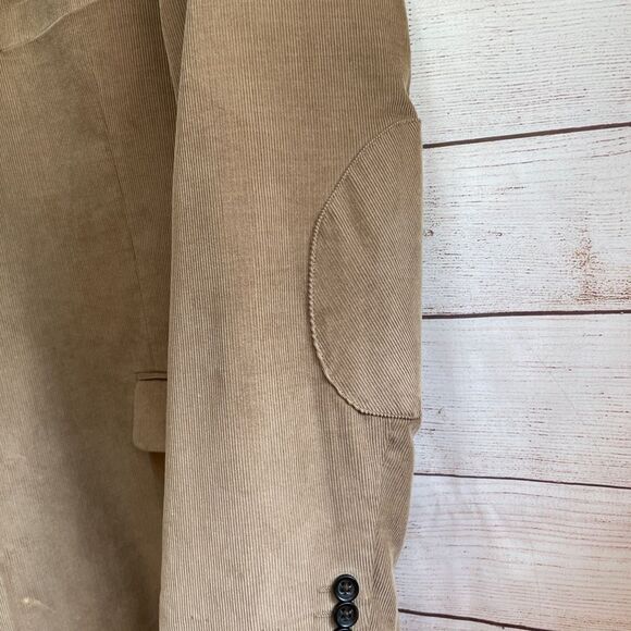 STAFFORD CLASSIC FIT SIGNATURE TAN CORDUROY BLAZER WITH ELBOW PATCHES. SIZE 52R - Picture 5 of 8